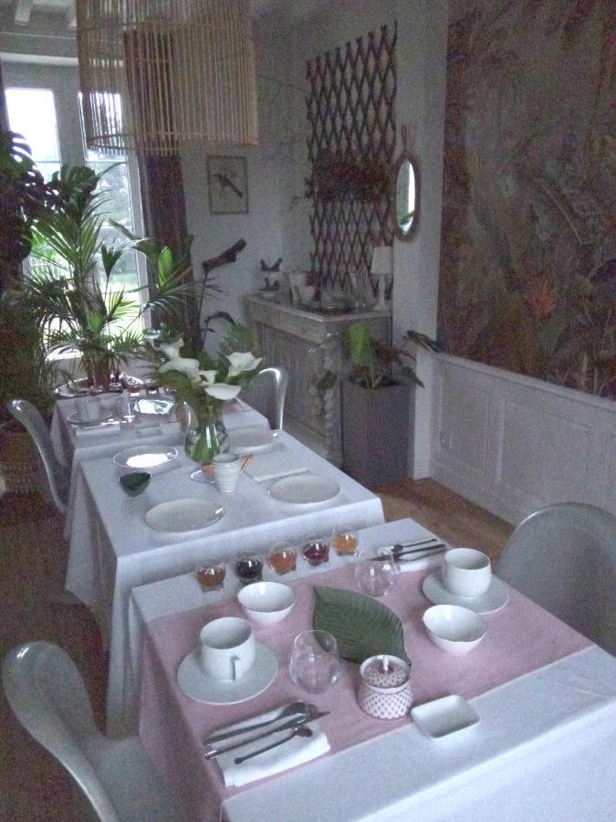 Bed and Breakfast Les Mariesis Osmanville Exterior foto